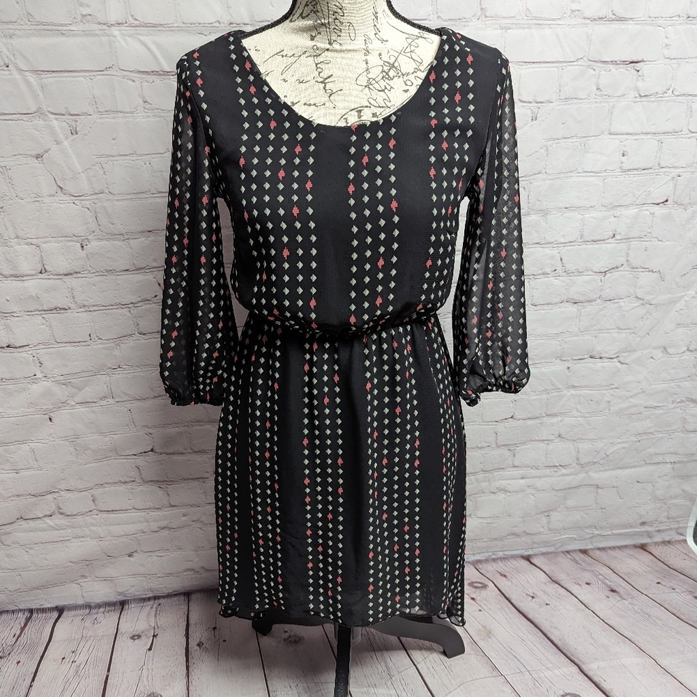 Charlotte Russe pattern high low dress. 731 - Picture 1 of 6